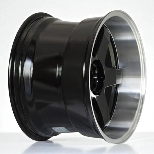 ROTA P45-R (18x10, 5x114.3, +20mm, 73mm Hub) - Jinnspeed
